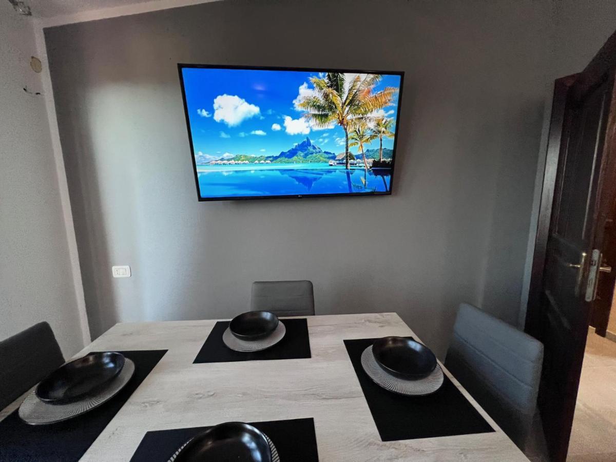 Calypso Home Sea View Badesi Exterior foto