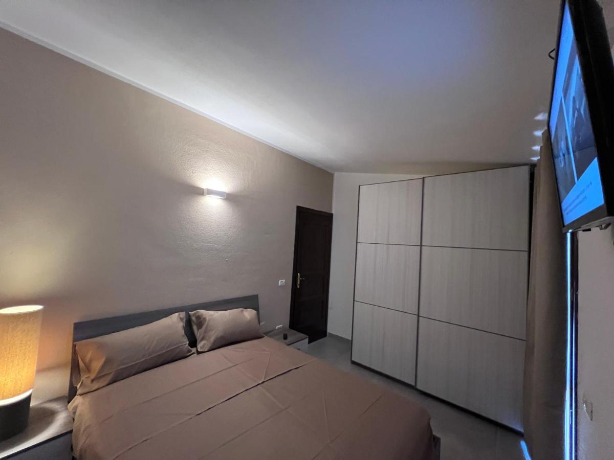 Calypso Home Sea View Badesi Exterior foto