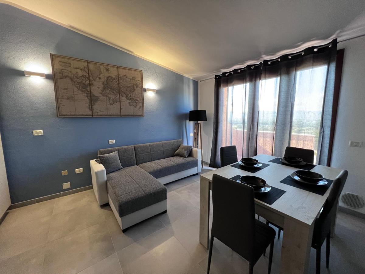 Calypso Home Sea View Badesi Exterior foto